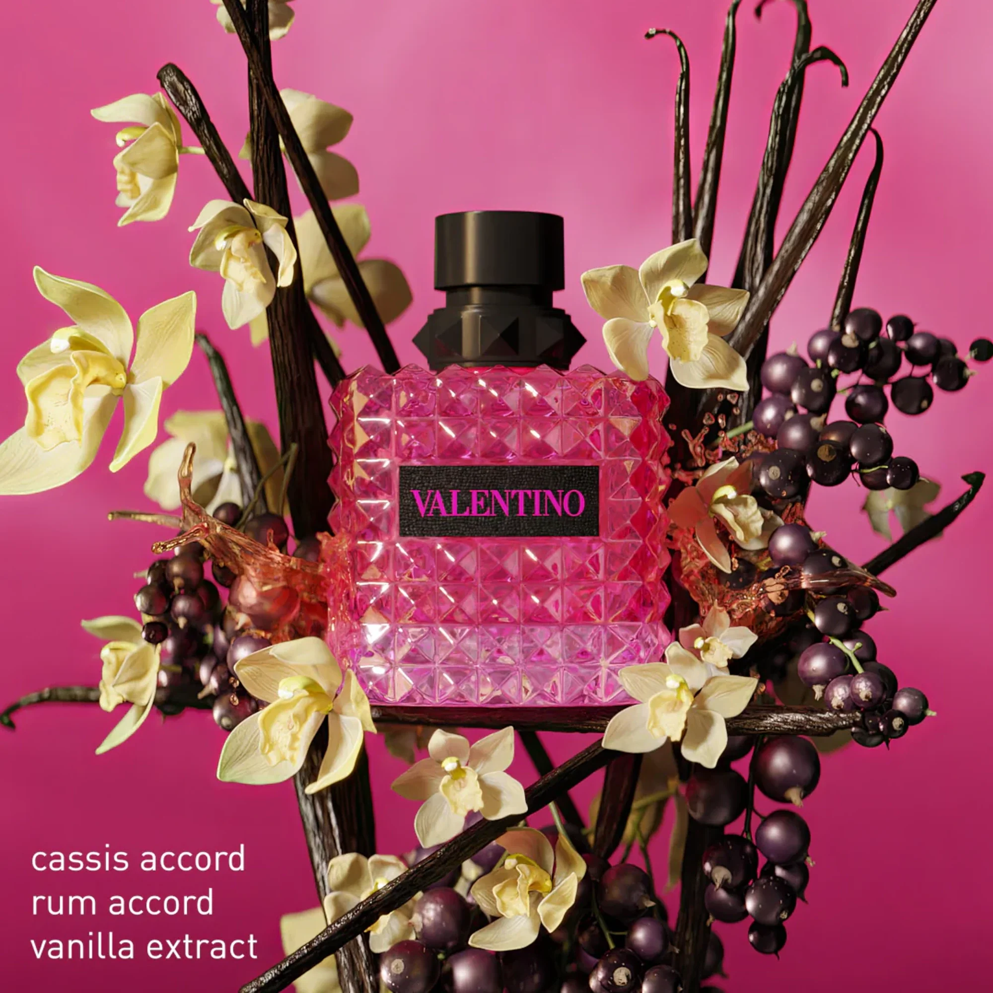 541-donna-born-in-roma-extradose-3.4-oz-parfum-2.webp Donna Born in Roma Extradose 3.4 oz Parfum