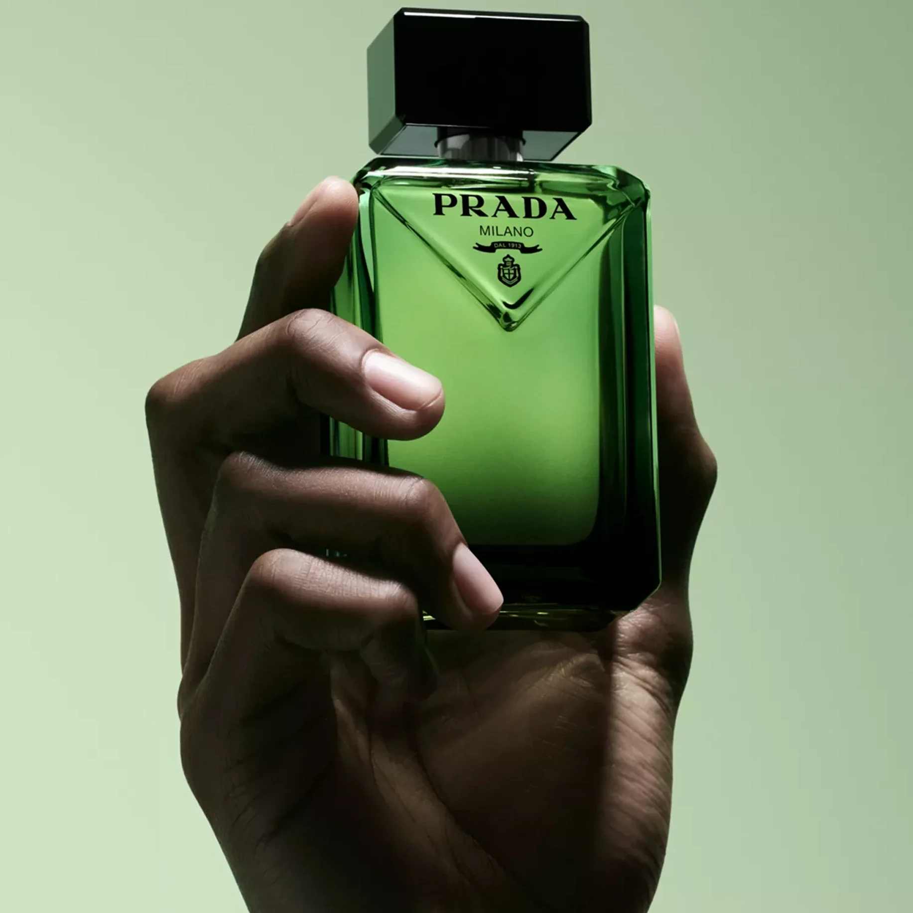 579-paradigme-3.3-oz-edp-for-men-6.webp Paradigme 3.3 oz EDP for men